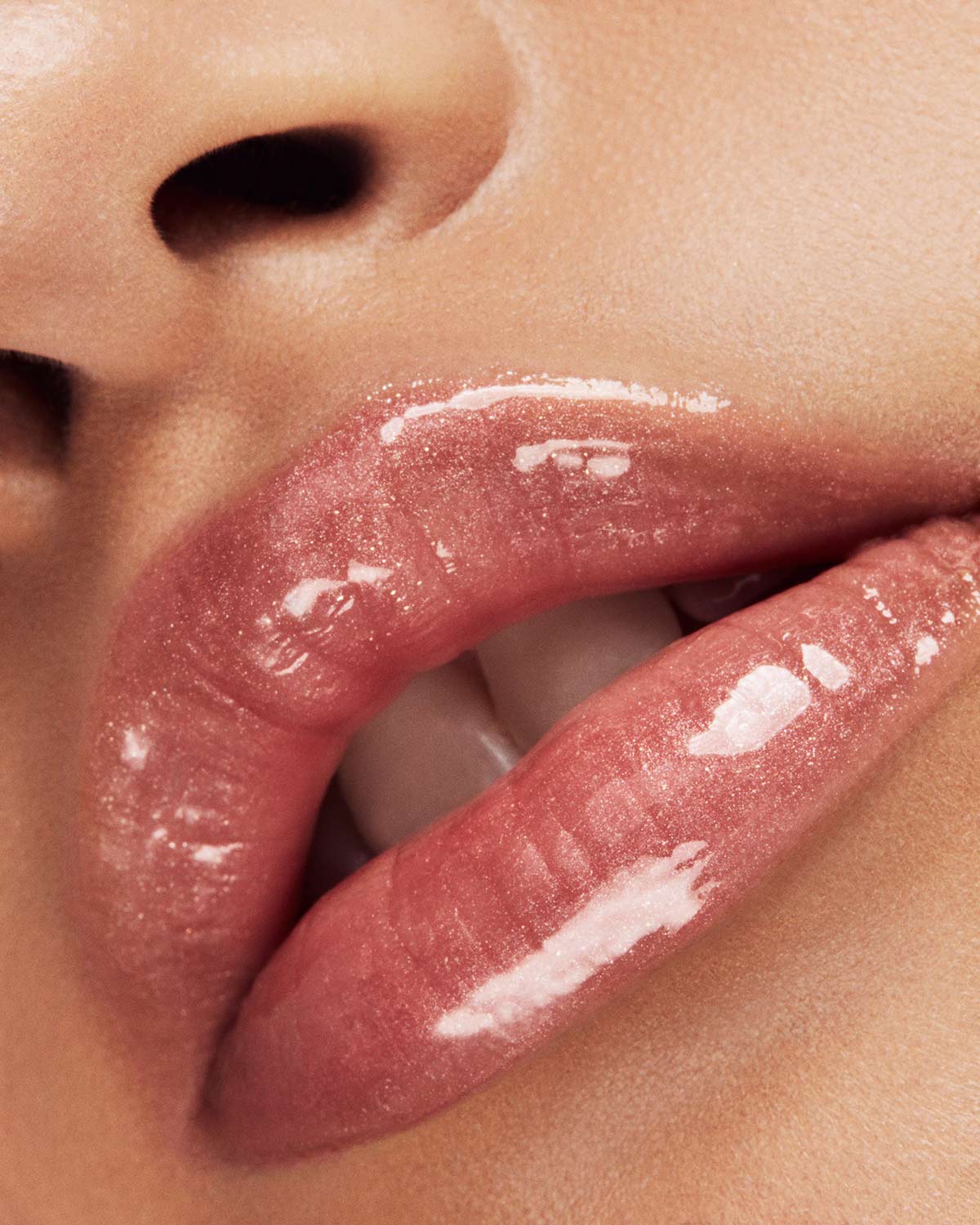 Gloss Bomb Universal Lip Luminizer — Fu$$y
