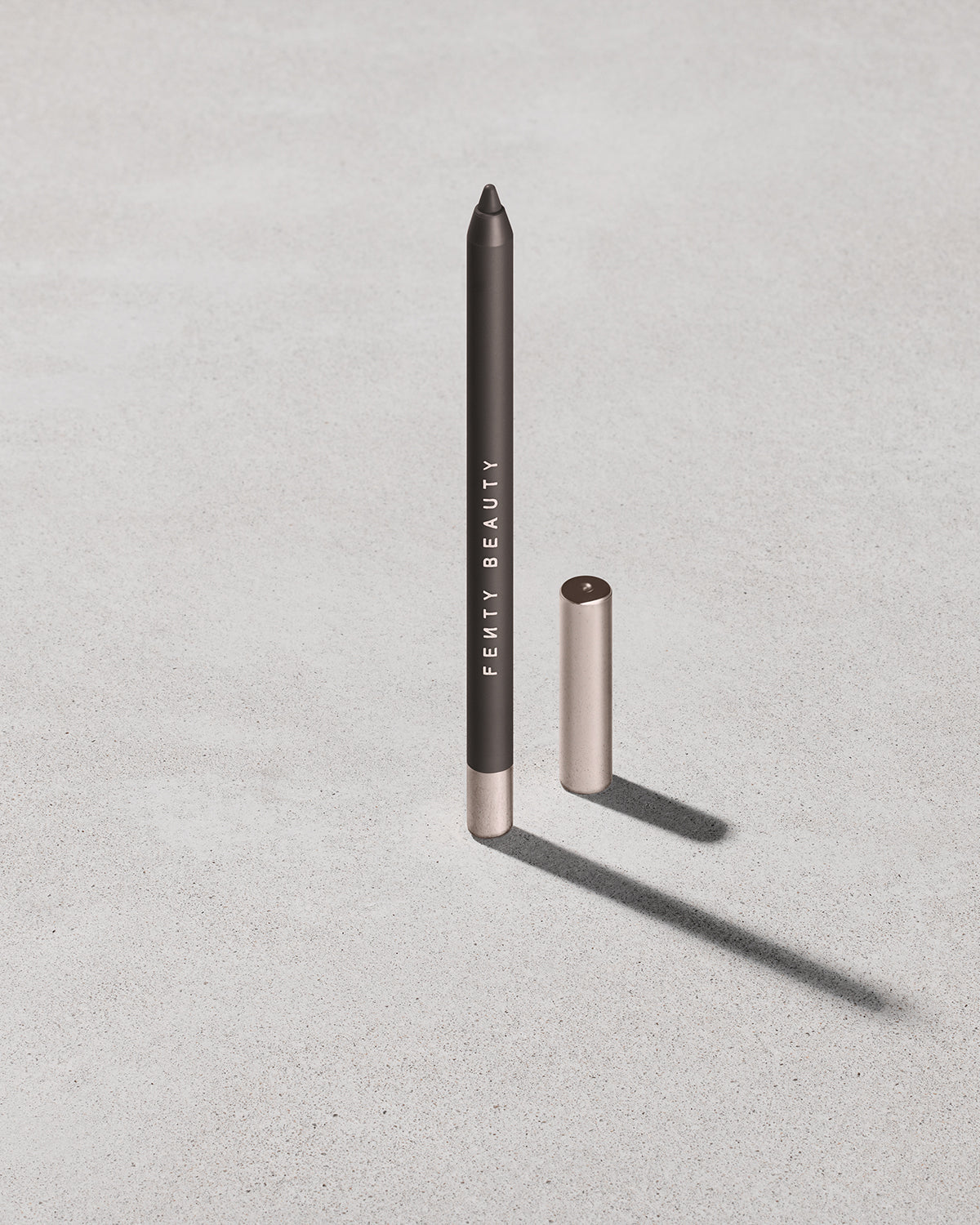 Trace'd Out Pencil Lip Liner—Coal Blooded